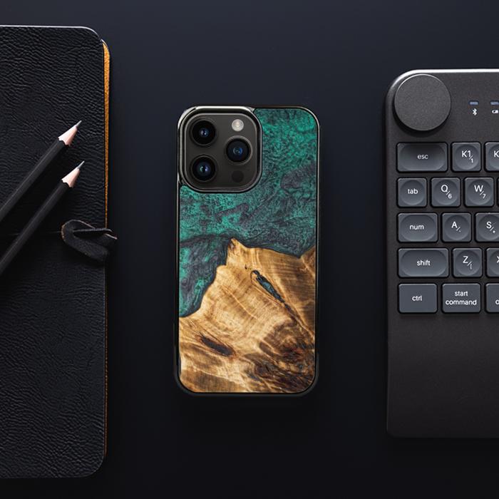 iPhone 14 Pro Etui na telefon z żywicy i drewna - SYNERGY#C32