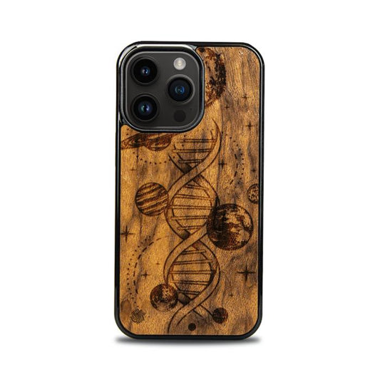 iPhone 14 Pro Handyhülle aus Holz - Space DNA (Imbuia)