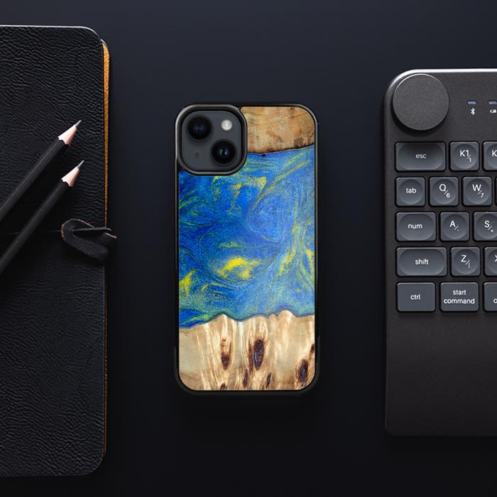 iPhone 14 etui na telefon z żywicy i drewna - Synergy#D128