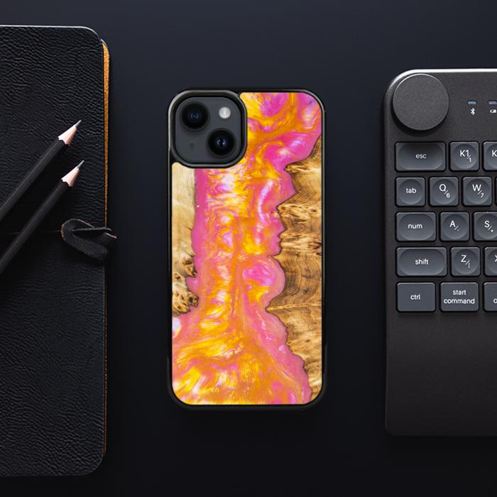 iPhone 15 Plus Etui na telefon z żywicy i drewna - SYNERGY#A20