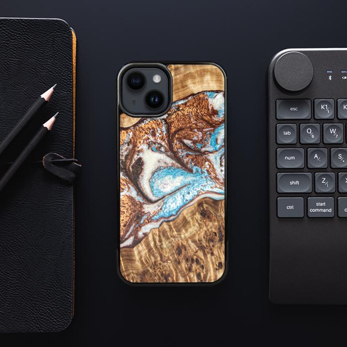 iPhone 15 Plus Etui na telefon z żywicy i drewna - SYNERGY#B11