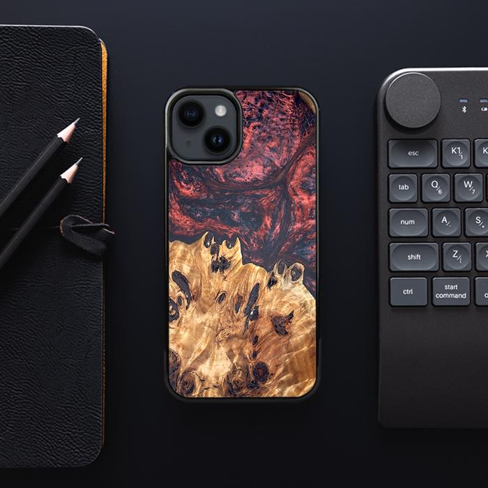 iPhone 15 Plus Etui na telefon z żywicy i drewna - Synergy#D118