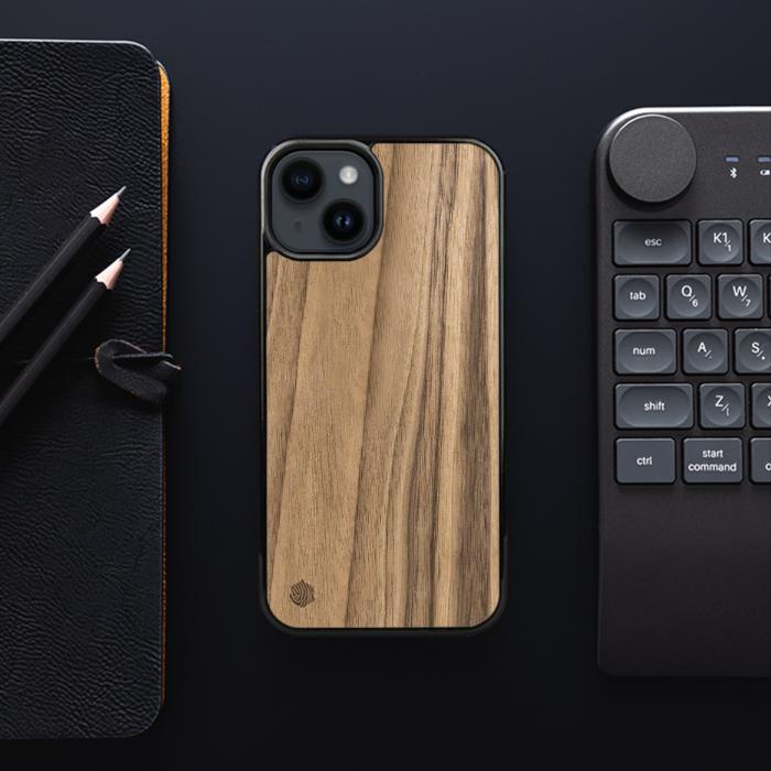 iPhone 15 Plus Handyhülle aus Holz – Walnuss