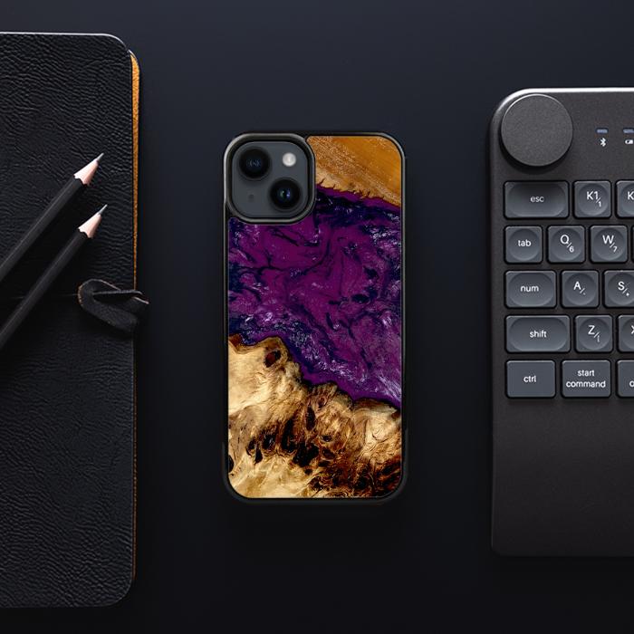 iPhone 15 Handyhülle aus Harz und Holz - Synergy#D134