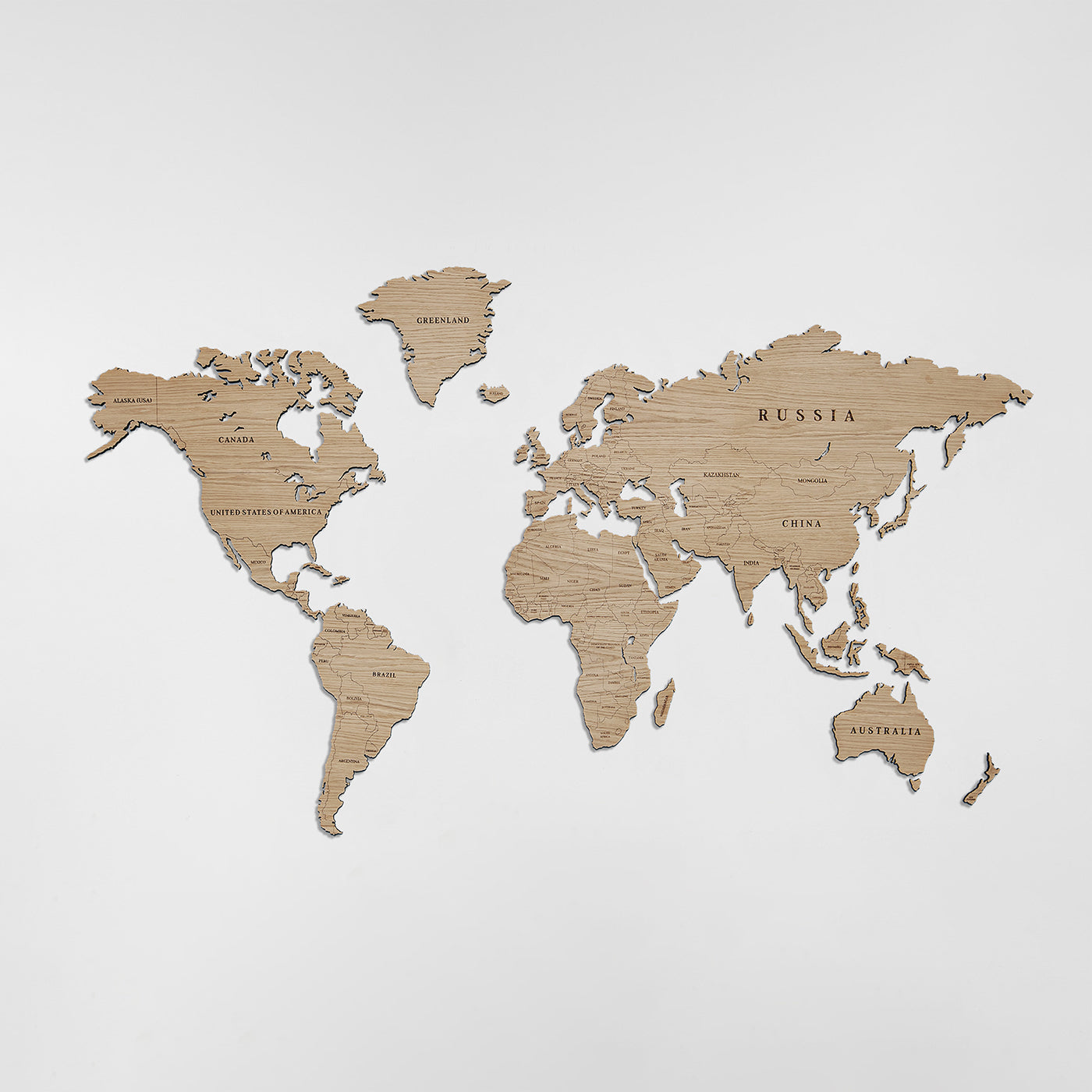 Drewniana magnetyczna mapa świata Nieobrobiony dąb | język angielski