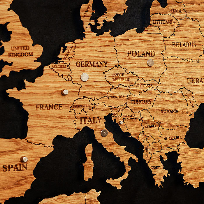 Drewniana Magnetyczna Mapa Świata Dąb Olejowany | język angielski