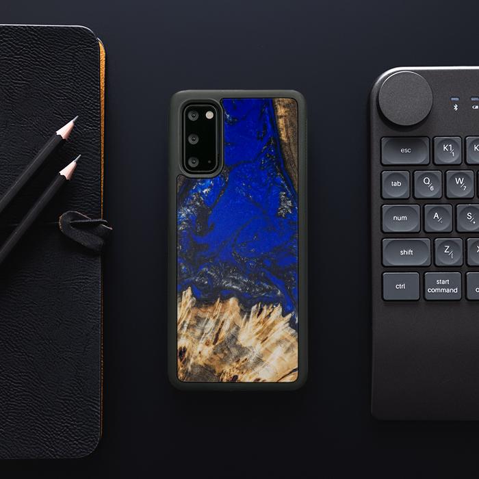 Etui na telefon Samsung Galaxy S20 wykonane z żywicy i drewna - SYNERGY#176