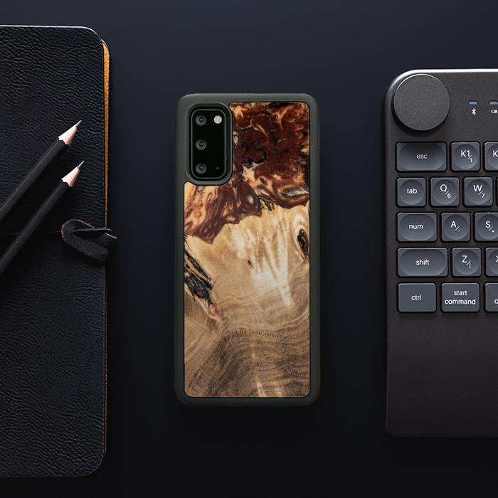 Etui na telefon Samsung Galaxy S20 wykonane z żywicy i drewna - SYNERGY#A100