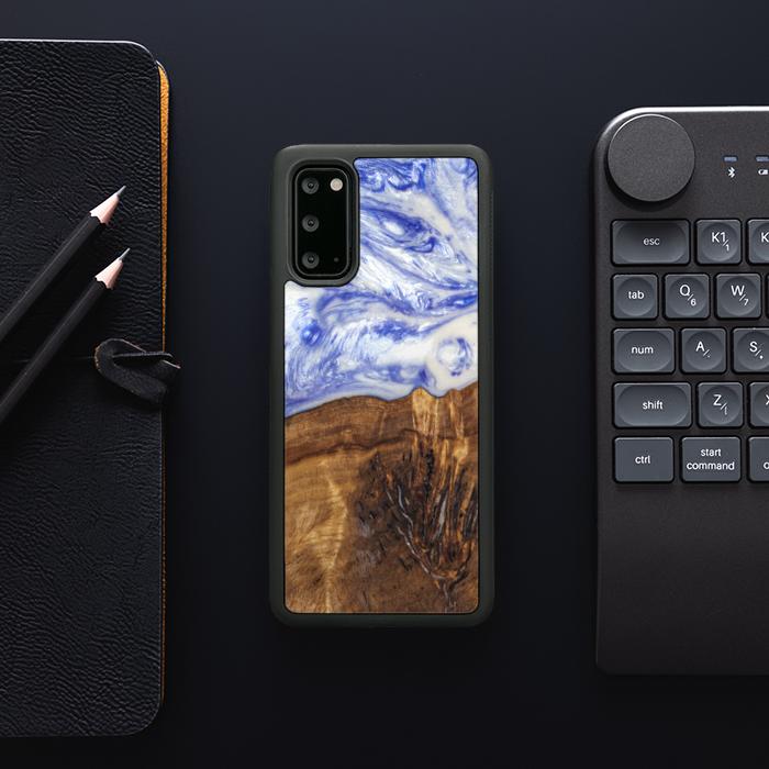 Etui na telefon Samsung Galaxy S20 wykonane z żywicy i drewna - SYNERGY#B04