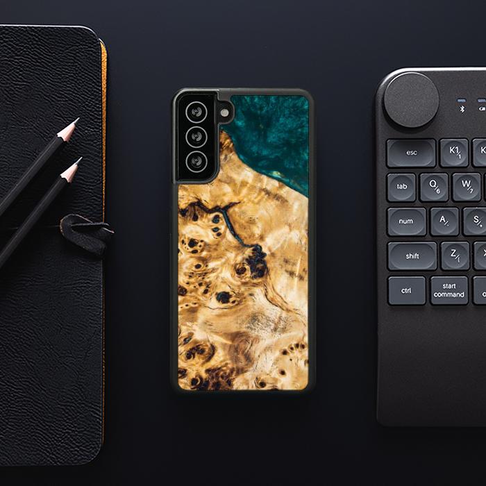 Samsung Galaxy S21 FE Etui na telefon z żywicy i drewna - Synergy#254