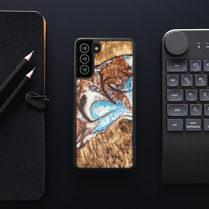 Samsung Galaxy S21 FE Etui na telefon z żywicy i drewna - Synergy#B11