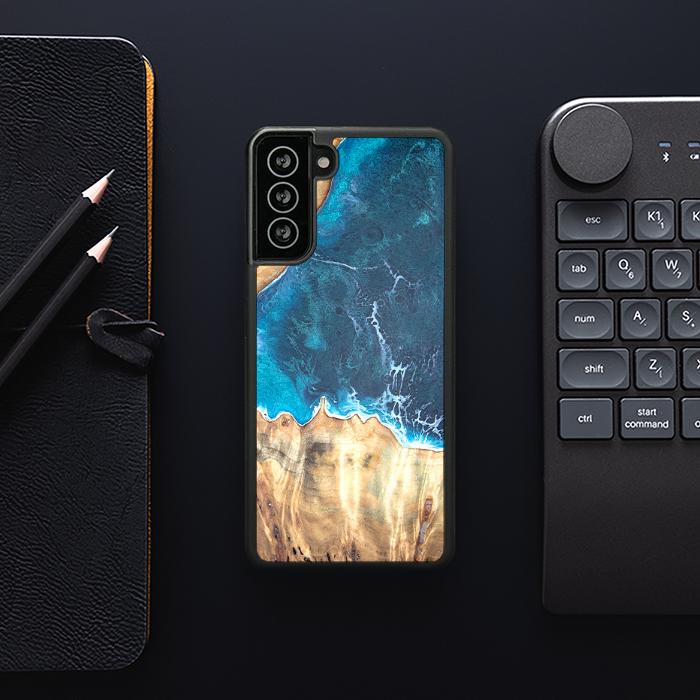 Samsung Galaxy S21 FE Etui na telefon z żywicy i drewna - Synergy#D116