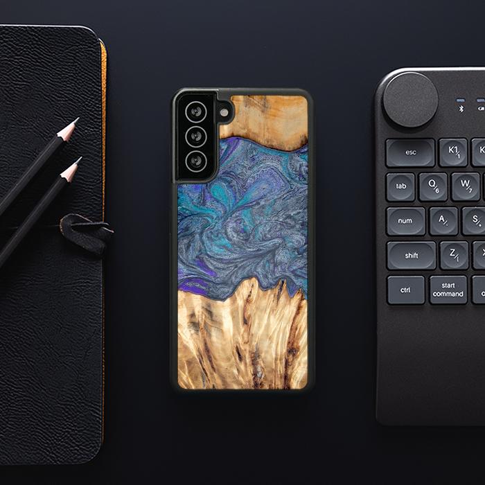 Samsung Galaxy S21 FE Etui na telefon z żywicy i drewna - Synergy#D132