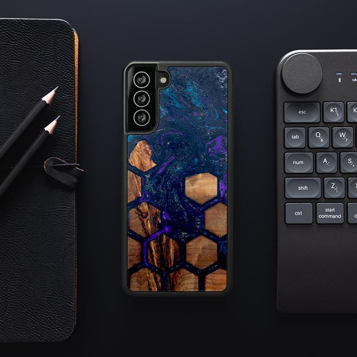Samsung Galaxy S21 Plus Etui na telefon z żywicy i drewna - Synergy#D106