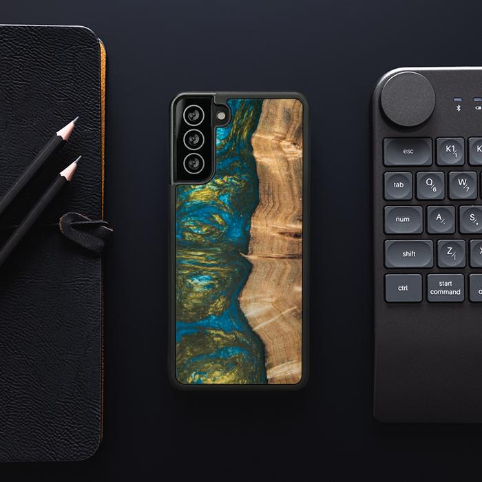 Etui na telefon Samsung Galaxy S21 wykonane z żywicy i drewna - SYNERGY#A75