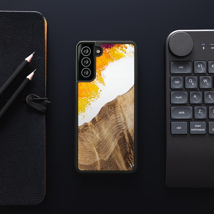 Etui na telefon Samsung Galaxy S21 wykonane z żywicy i drewna - Synergy#C28