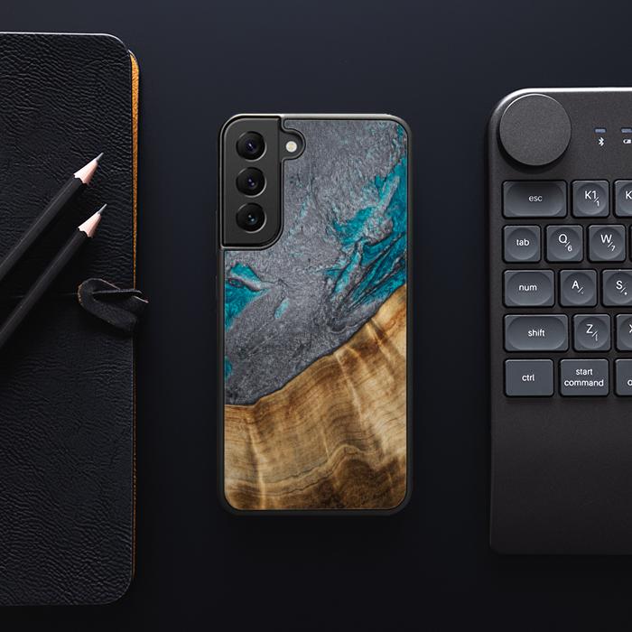 Samsung Galaxy S22 Plus Etui na telefon z żywicy i drewna - Synergy#C45