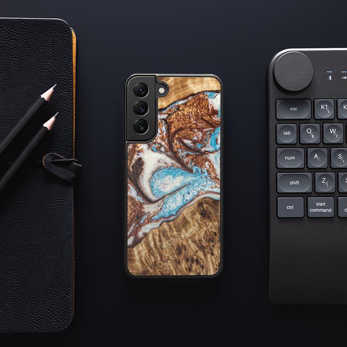 Etui na telefon Samsung Galaxy S22 wykonane z żywicy i drewna - Synergy#B11