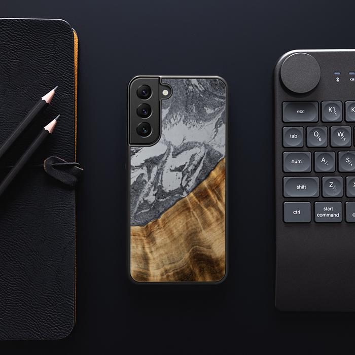 Etui na telefon Samsung Galaxy S23 wykonane z żywicy i drewna - SYNERGY#C46