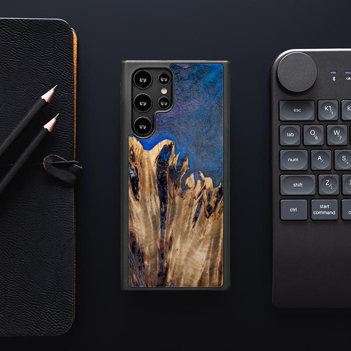 Etui na telefon Samsung Galaxy S23 Ultra wykonane z żywicy i drewna - Synergy#D120