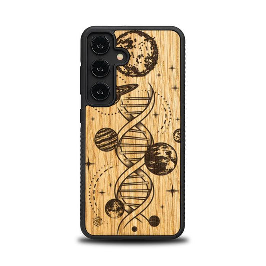 Samsung Galaxy S24 Handyhülle aus Holz – Space DNA (Eiche)