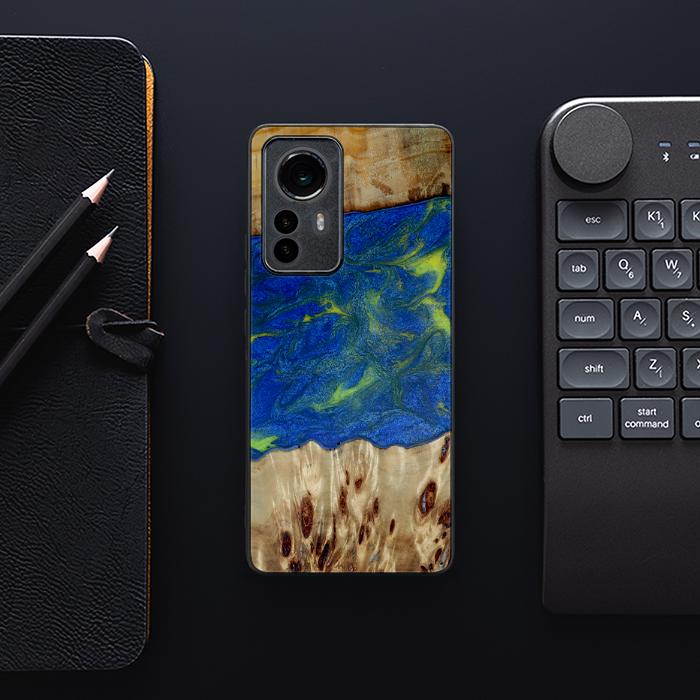 Xiaomi 12 Pro Handyhülle aus Harz und Holz - Synergy#D102