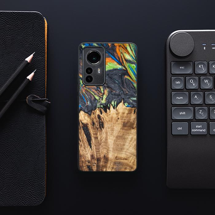 Etui na telefon Xiaomi 12 / 12X z żywicy i drewna - SYNERGY#C22