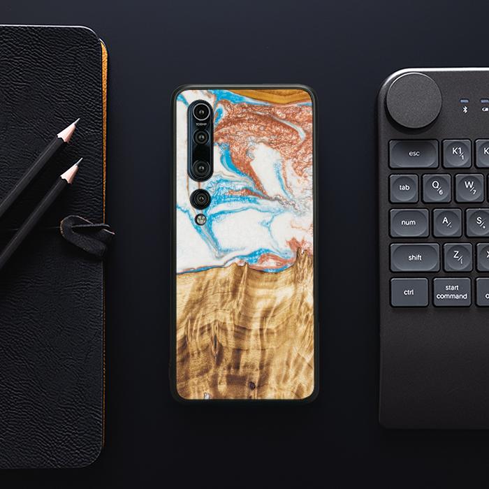 Xiaomi Mi 10 Pro Handyhülle aus Kunstharz und Holz - SYNERGY#47