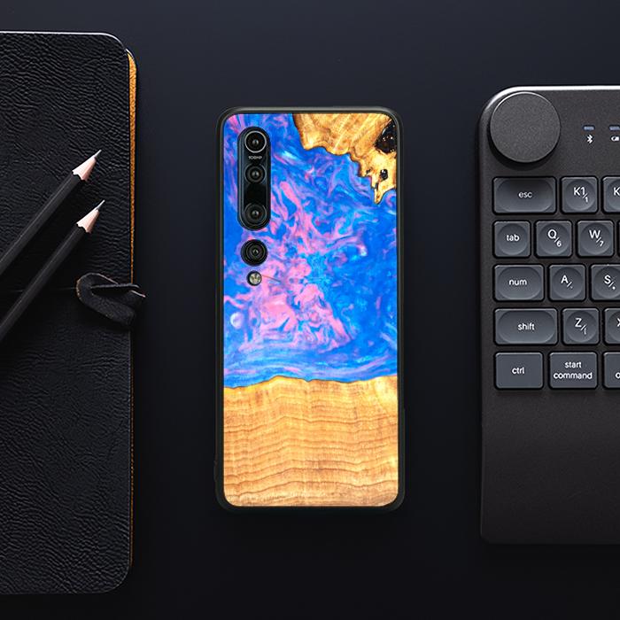Xiaomi Mi 10 Handyhülle aus Kunstharz und Holz - SYNERGY#B23