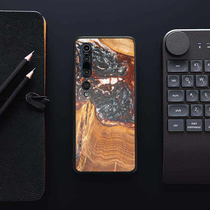 Xiaomi Mi 10 Handyhülle aus Kunstharz und Holz - SYNERGY#B37