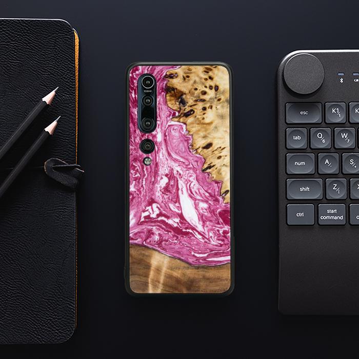Xiaomi Mi 10 Handyhülle aus Kunstharz und Holz - Synergy#129