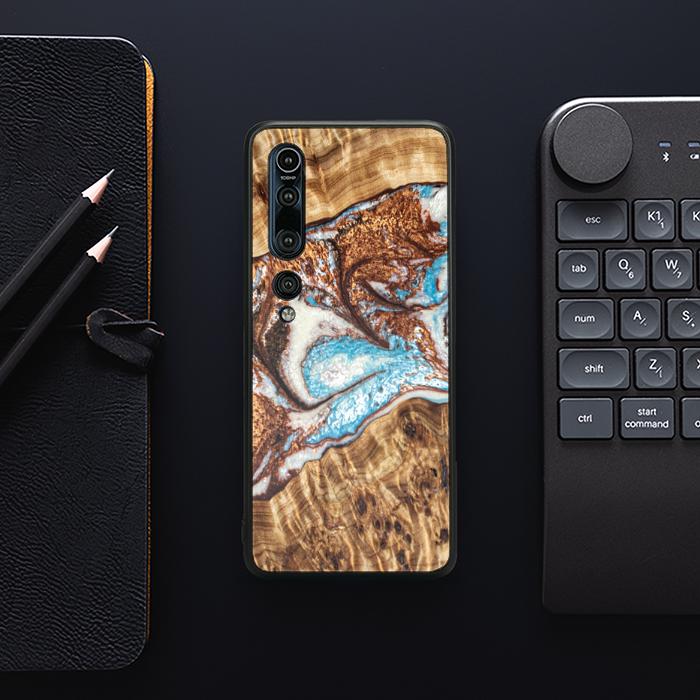 Xiaomi Mi 10 Handyhülle aus Harz und Holz - Synergy#B11
