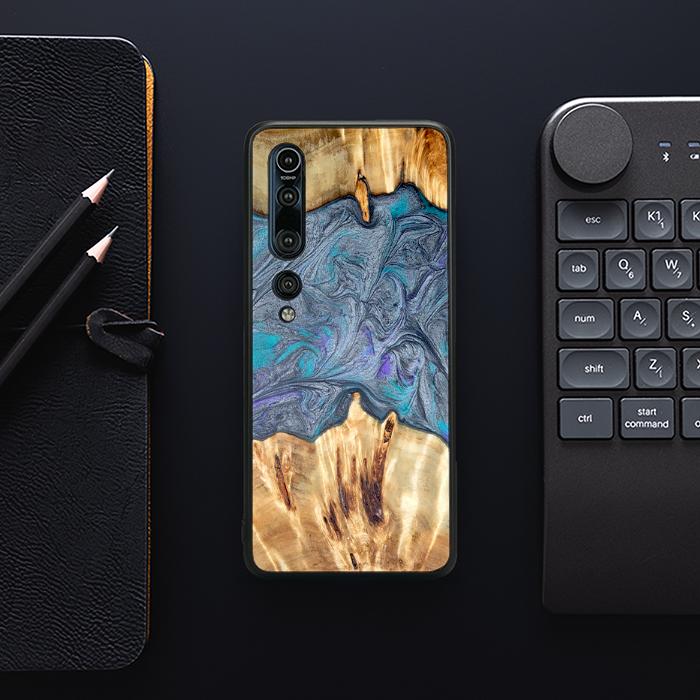 Xiaomi Mi 10 Handyhülle aus Harz und Holz - Synergy#D135