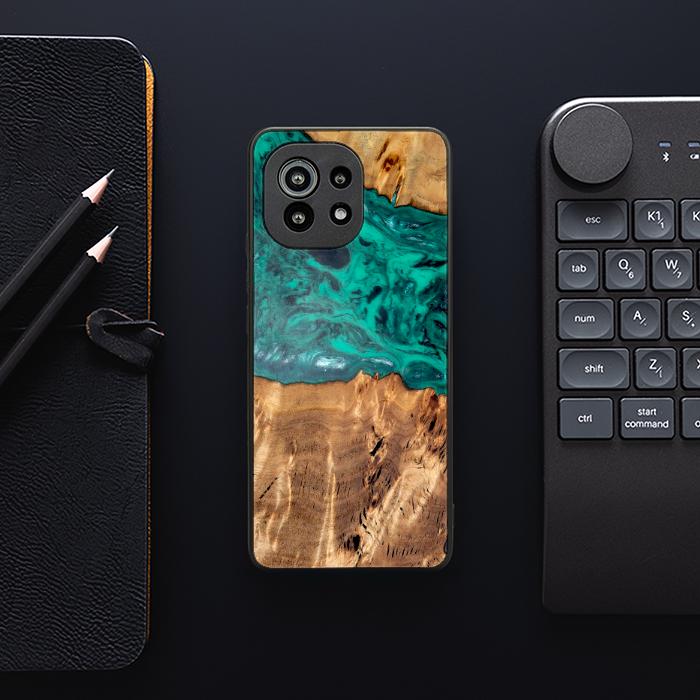 Xiaomi Mi 11 lite / 5G / 5G NE Handyhülle aus Harz und Holz - Synergy#D133