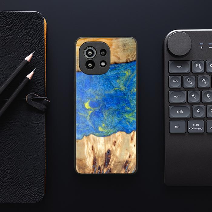 Xiaomi Mi 11 Etui na telefon z żywicy i drewna - Synergy#D131