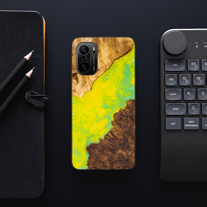 Xiaomi Mi 11i Etui na telefon z żywicy i drewna - SYNERGY#A12