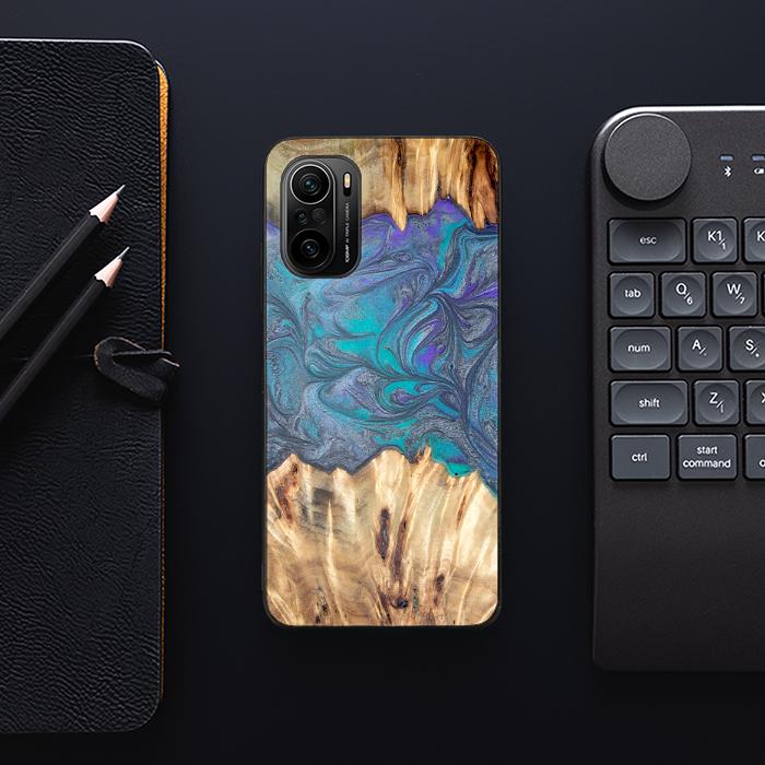Xiaomi Mi 11i Handyhülle aus Harz und Holz - Synergy#D107