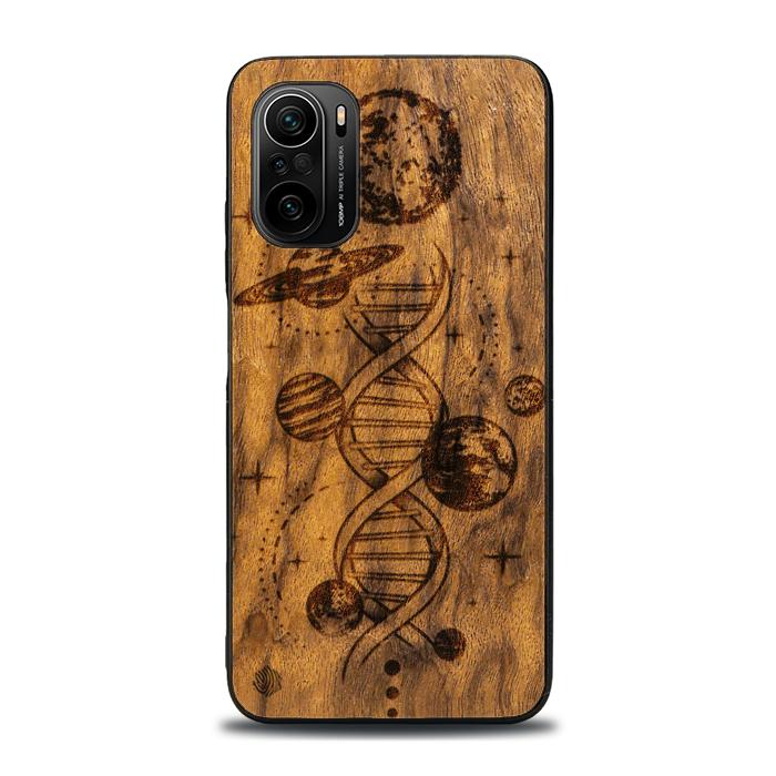 Xiaomi Mi 11i Handyhülle aus Holz – Space DNA (Imbuia)
