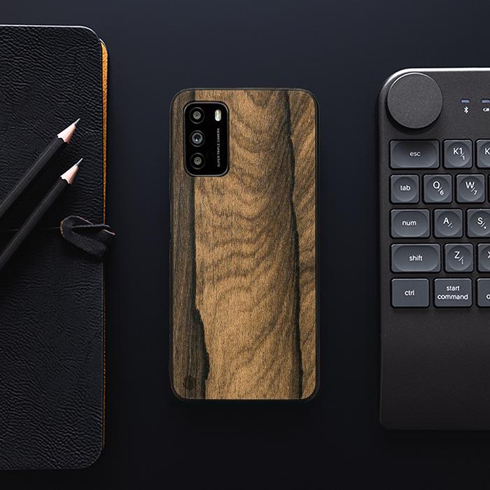 Xiaomi POCO M3 Handyhülle aus Holz - Ziricote