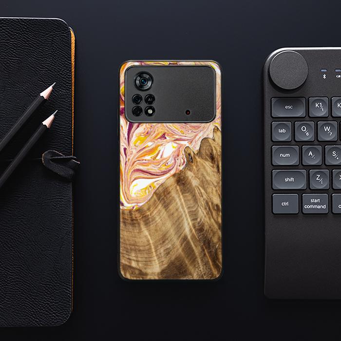 Xiaomi POCO X4 Pro 5G Etui na telefon z żywicy i drewna - SYNERGY#C48