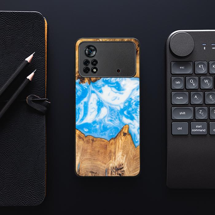 Xiaomi POCO X4 Pro 5G Etui na telefon z żywicy i drewna - Synergy# A34