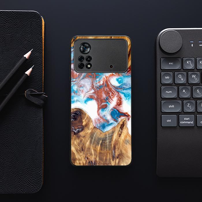 Xiaomi POCO X4 Pro 5G Handyhülle aus Harz und Holz - Synergy#D125
