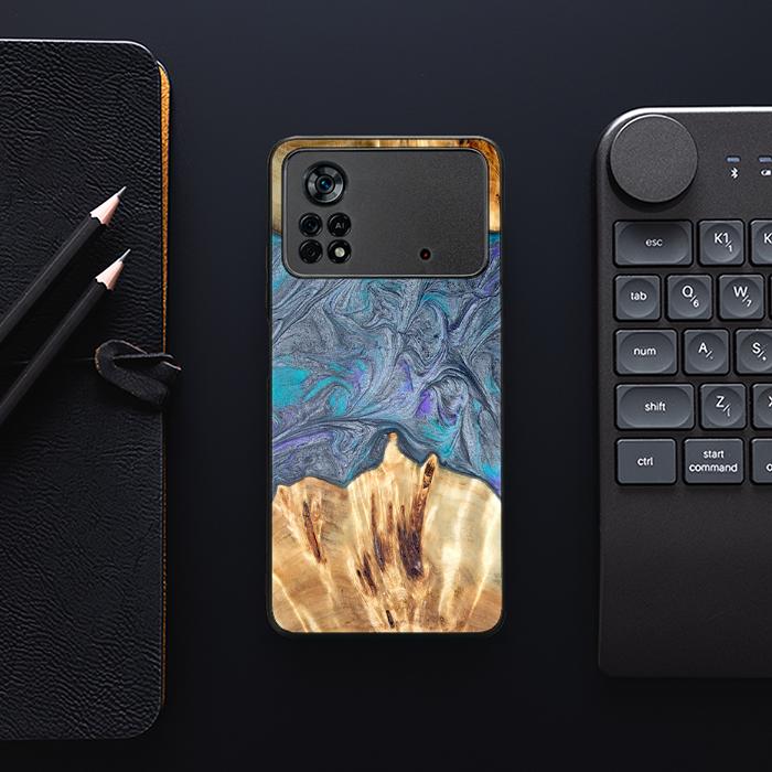Xiaomi POCO X4 Pro 5G Handyhülle aus Harz und Holz - Synergy#D135